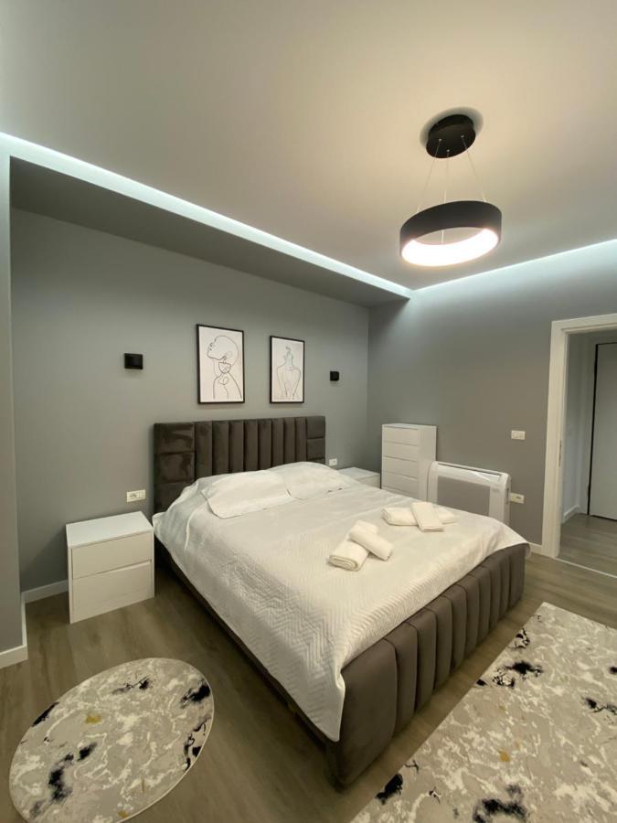 Riar Apartaments Korce Eksteriør billede