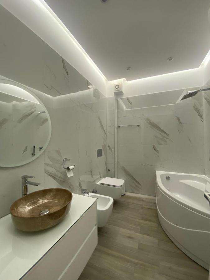 Riar Apartaments Korce Eksteriør billede